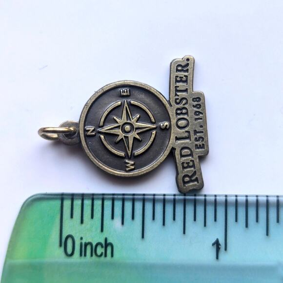 Vintage Bronze Red Lobster Collectible Whimsy Compass Explore Pendant Charm - Picture 3 of 3